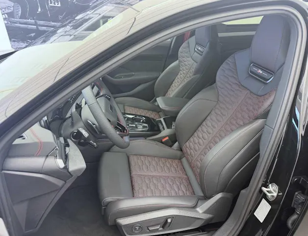 Audi RS 5 Avant TFSI 470 kW Tiptronic quattro
