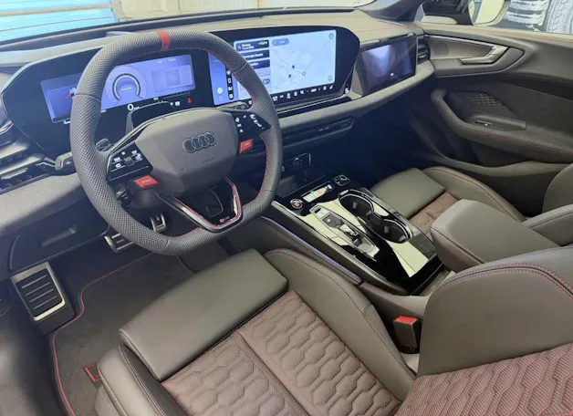 Audi RS 5 Avant TFSI 470 kW Tiptronic quattro