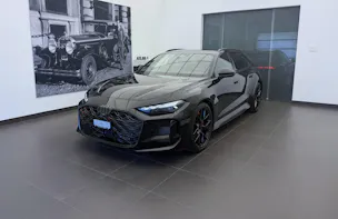 Audi RS 5 Avant TFSI 470 kW Tiptronic quattro