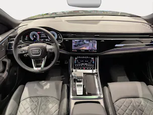 Audi Q8 SUV TFSI quat. 250 kW tip. 340PS