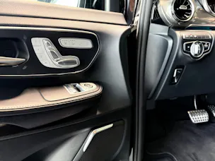 Mercedes-Benz V 300 d lang Exclusive 4Matic 9G-Tronic