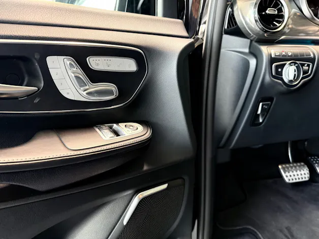 Mercedes-Benz V 300 d lang Exclusive 4Matic 9G-Tronic