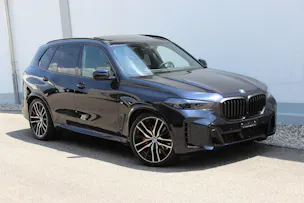 BMW X5 xDrive 50e M Sport Pro M Carbonschwarz *0.9%-LEASINGAKTION*