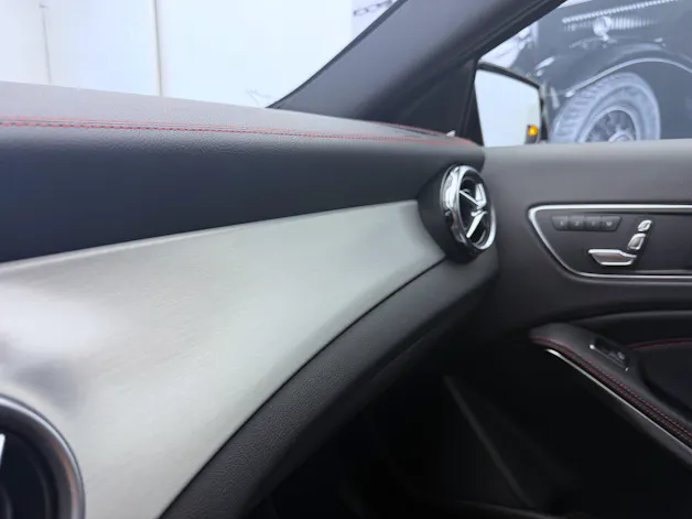 Mercedes-Benz GLA 250 AMG Line 4Matic 7G-DCT
