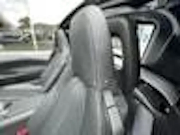 Mazda MX-5 RF Skyactiv-G 132 Exclusive-line