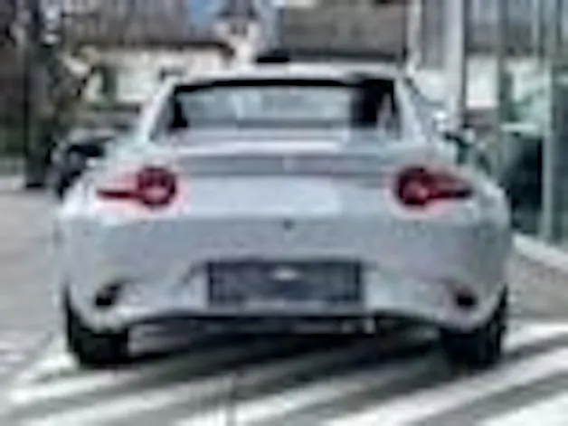 Mazda MX-5 RF Skyactiv-G 132 Exclusive-line