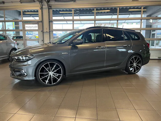 Fiat Tipo 1.4TJet Station Wagon Lounge Leder