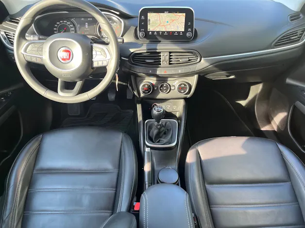 Fiat Tipo 1.4TJet Station Wagon Lounge Leder