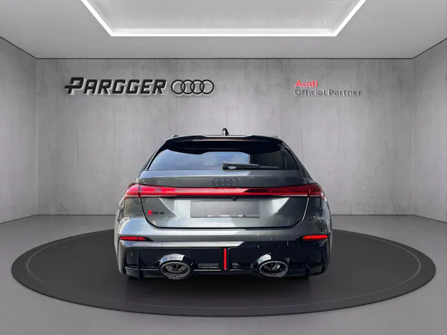 Audi RS 5 Avant TFSI 470 kW Tiptronic quattro