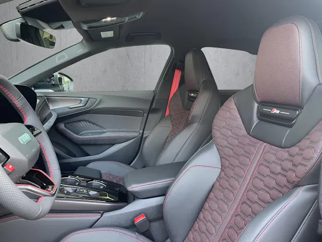 Audi RS 5 Avant TFSI 470 kW Tiptronic quattro