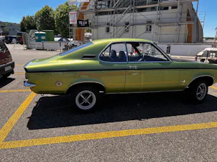 Opel Monta 1900 SR