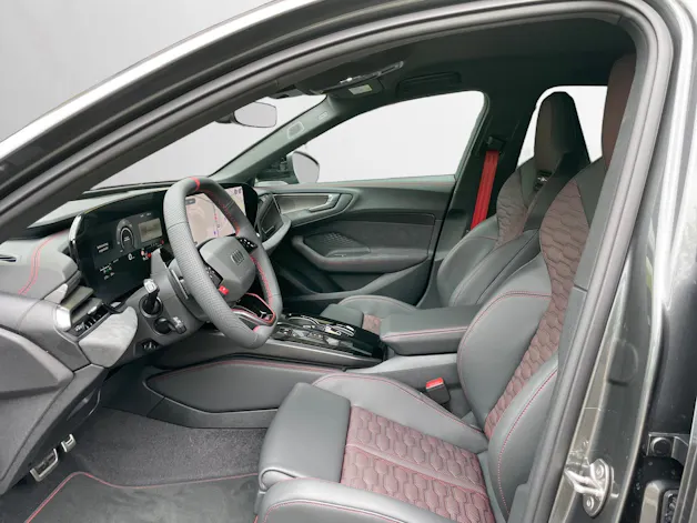 Audi RS 5 Avant TFSI 470 kW Tiptronic quattro