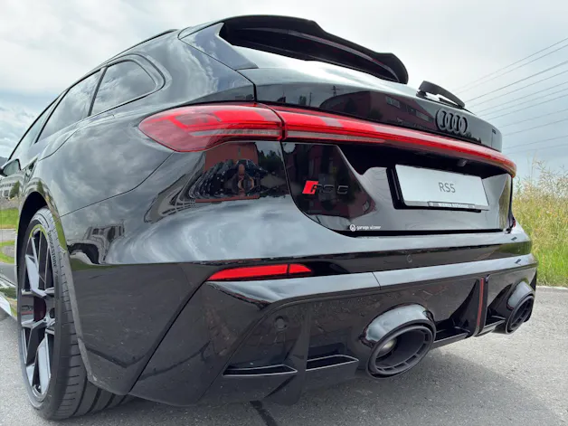 Audi RS 5 Avant TFSI 470 kW Tiptronic quattro