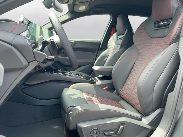 Audi RS 5 Avant TFSI 470 kW Tiptronic quattro