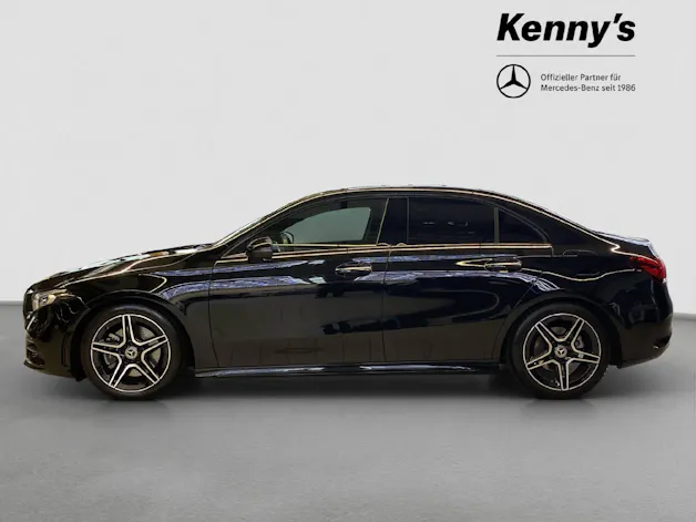 Mercedes-Benz A 220 AMG Line 4MATIC