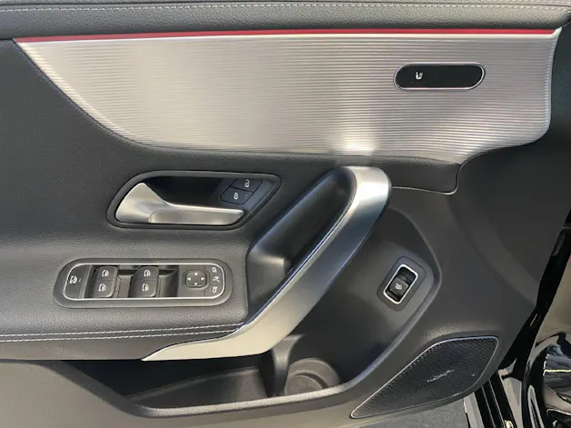 Mercedes-Benz A 220 AMG Line 4MATIC