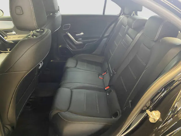 Mercedes-Benz A 220 AMG Line 4MATIC