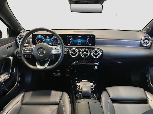 Mercedes-Benz A 220 AMG Line 4MATIC