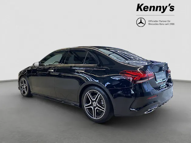 Mercedes-Benz A 220 AMG Line 4MATIC