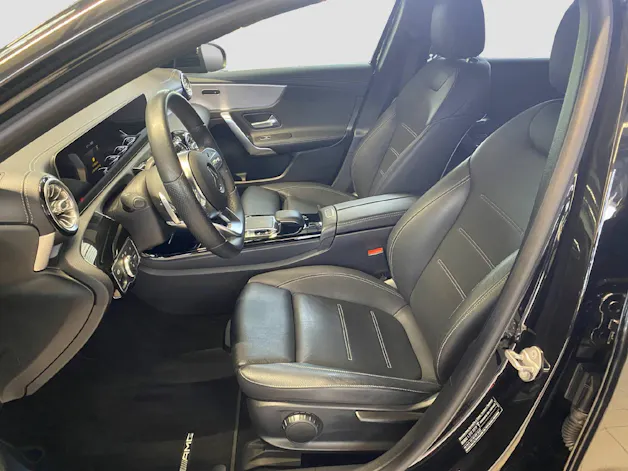 Mercedes-Benz A 220 AMG Line 4MATIC