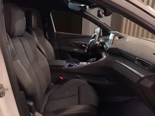 Peugeot 3008 1.5 BlueHDi GT Line EAT