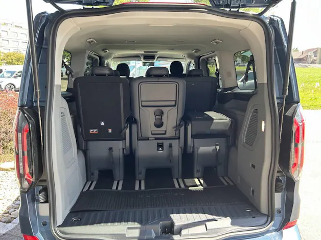 Ford Tourneo Custom Bus 320 L1 2.0 EcoBlue 170 Sport