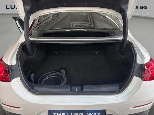 Mercedes-Benz CLA 250+ 85 kWh - EQ - AMG / DISTRONIC / Rückfahrkamera / Panorama-Dach