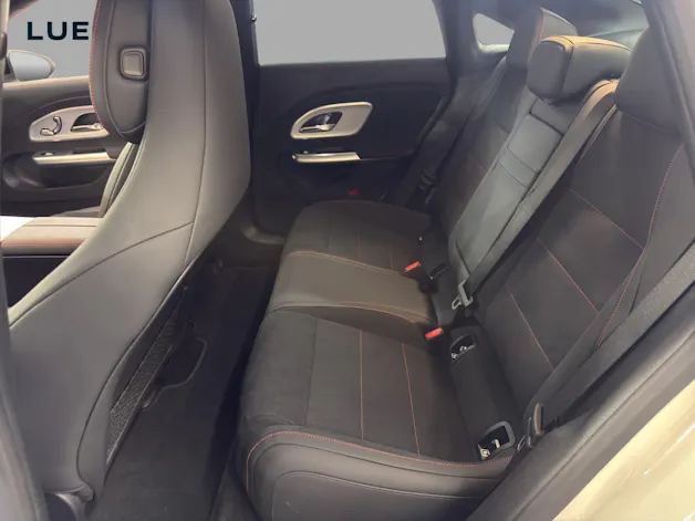 Mercedes-Benz CLA 250+ 85 kWh - EQ - AMG / DISTRONIC / Rückfahrkamera / Panorama-Dach