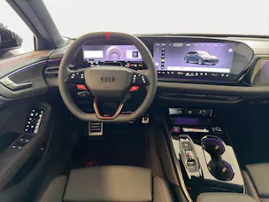 Audi RS 5 Avant quattro 470 kW 639PS