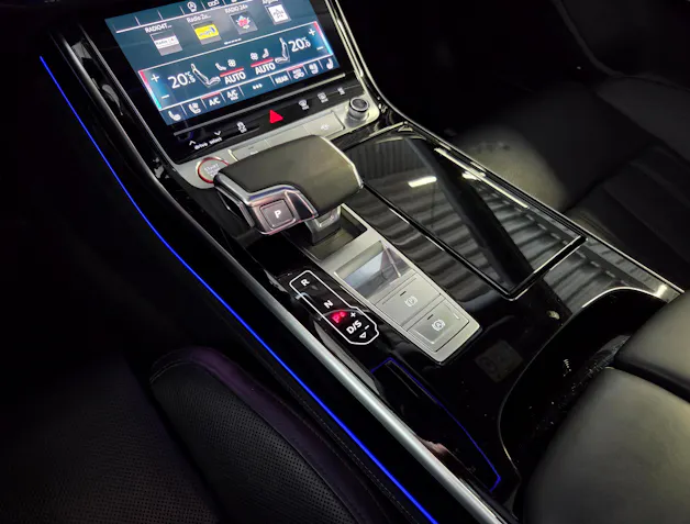 Audi S8 4.0 V8 TFSI quattro T-Tronic