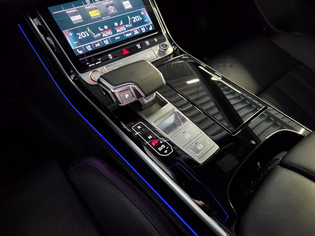 Audi S8 4.0 V8 TFSI quattro T-Tronic