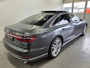 Audi S8 4.0 V8 TFSI quattro T-Tronic