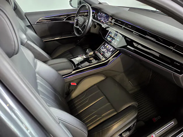 Audi S8 4.0 V8 TFSI quattro T-Tronic