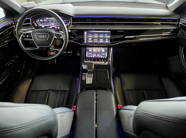 Audi S8 4.0 V8 TFSI quattro T-Tronic