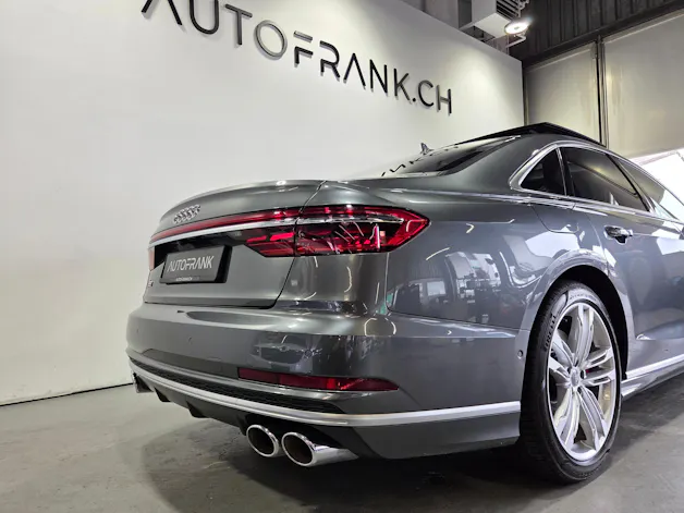 Audi S8 4.0 V8 TFSI quattro T-Tronic