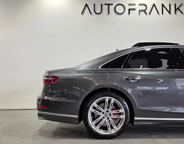 Audi S8 4.0 V8 TFSI quattro T-Tronic