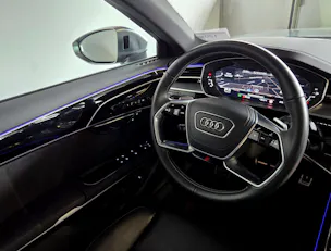 Audi S8 4.0 V8 TFSI quattro T-Tronic