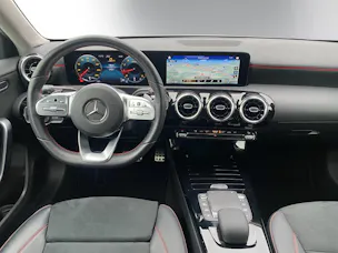 Mercedes-Benz A 200 AMG Line 4Matic