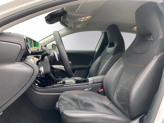 Mercedes-Benz A 200 AMG Line 4Matic