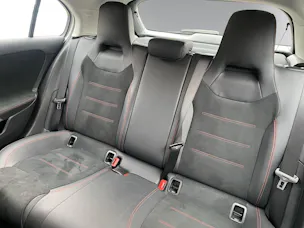 Mercedes-Benz A 200 AMG Line 4Matic