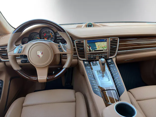 Porsche Panamera Turbo S 4.8