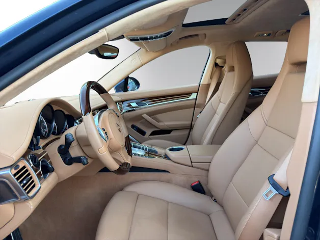 Porsche Panamera Turbo S 4.8