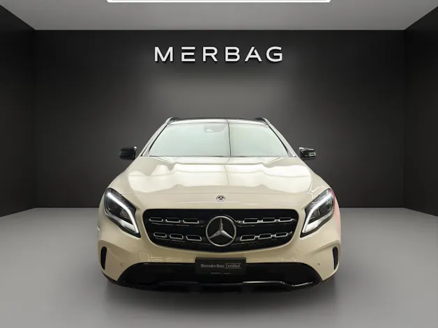 Mercedes-Benz GLA 200