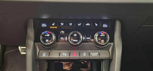 Škoda Karoq 2.0 TSI SportLine 4x4 DSG