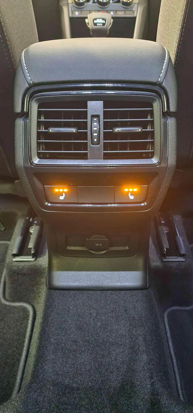 Škoda Karoq 2.0 TSI SportLine 4x4 DSG