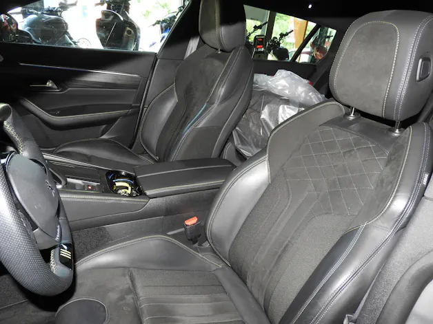 Peugeot 508 SW Hybrid4 360 e 4x4 Sport Engineered