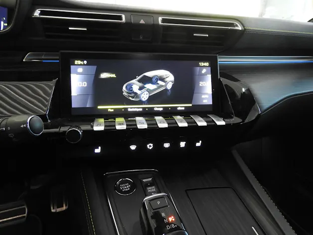 Peugeot 508 SW Hybrid4 360 e 4x4 Sport Engineered
