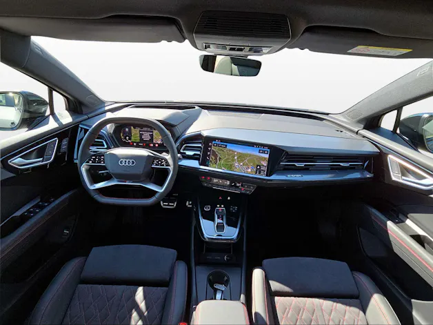 Audi Q4 e-tron 45 Edition Swiss Ski quattro