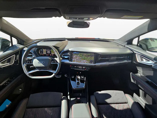 AUDI Q4 e-tron 45 Edition Swiss Ski quattro