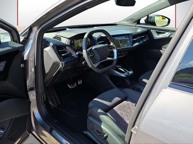 Audi Q4 e-tron 45 Edition Swiss Ski quattro